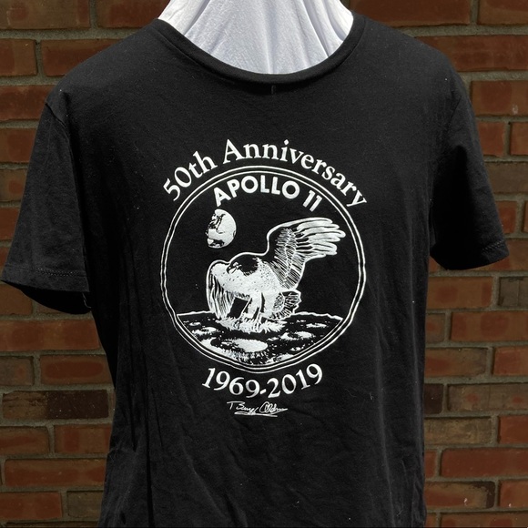 Apollo XI 11 50th Anniversary Eagle Moon Landing Buzz Aldrin Insignia Tee - Picture 7 of 16